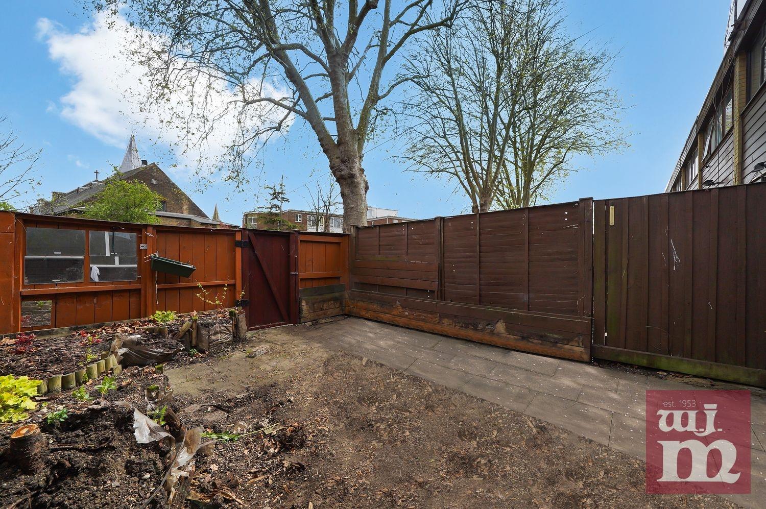 Partridge Way, Bowes Park